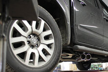 Fox Sportuitlaat Nissan Navara D40 - 2.5l dCi Achterdemper zijpijp, uitgang rechts en links op het voertuig - 2x90 Type 16 rechts/links