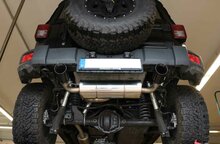Fox Sportuitlaat Jeep Wrangler III - JK Achterdemper Dwarsuitgang Rechts/Links - 1x100 Type 25 Rechts/Links Matzwart Keramisch Gecoat