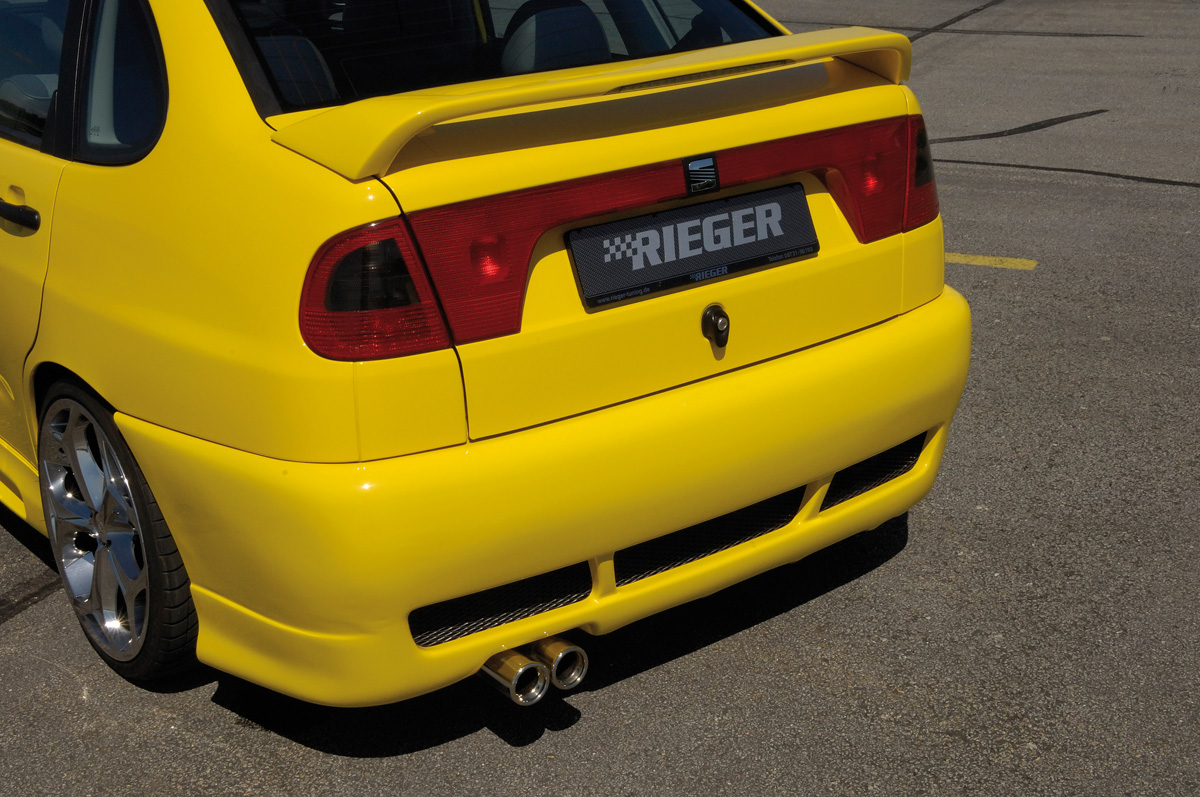 Rieger Tuning uitlaatdemper, zijwaarts verschoven, met st Seat Cordoba