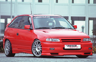 Rieger Tuning set voor standaard carrosserie Infinity I Opel Astra F
