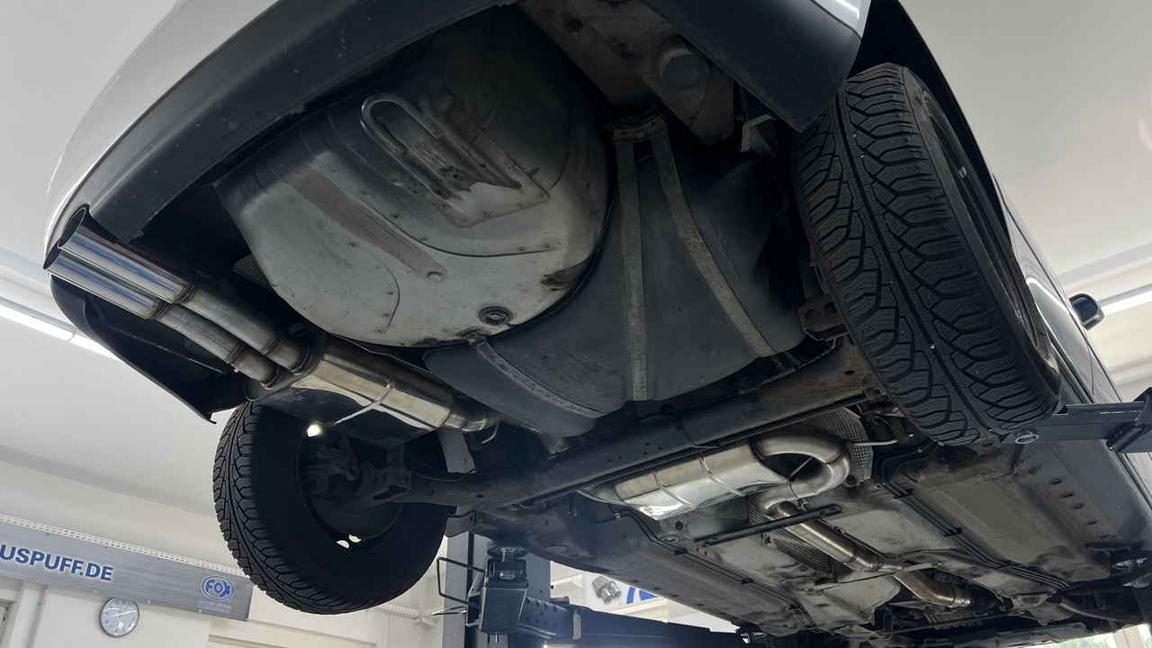 Fox Sportuitlaat Audi A4 B5 - Semi-uitlaatsysteem voor voorwielaandrijving, bestaande uit een achterdemper 2x80 type 10 en een voordemper.
