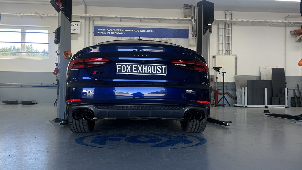 Fox Sportuitlaat Audi S4/S5 - B9 achterdemper rechts/links met uitlaatkleppen, middendemper en voordemper - 2x100 type 25 rechts/links met zwart ge&euml;mailleerde uitlaatpijpen