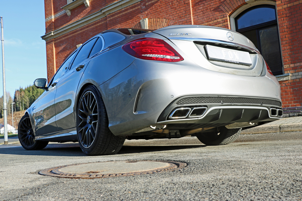 Fox Sportuitlaat Mercedes C-Klasse 205 AMG C63 S achterdemper rechts/links incl. uitlaatkleppen - uitlaatpijpen zijn ge&iuml;ntegreerd in de originele bumper - Voor voertuigen met origineel sportuitlaatsysteem