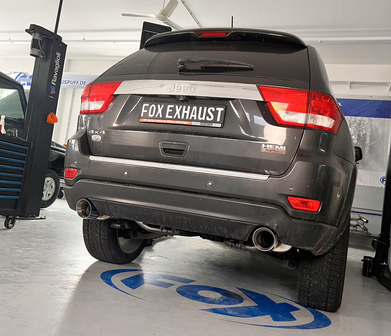 Fox Sportuitlaat Jeep Grand Cherokee WK I - 5.7L Achterdemper Rechts/Links - 1x100 Type 25 Rechts/Links