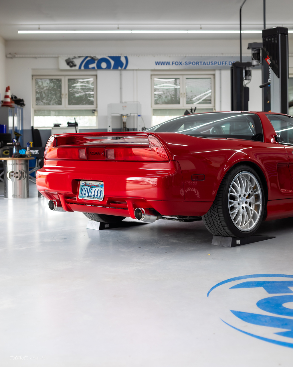 Fox Sportuitlaat Honda NSX I/ Acura NSX I Coup&eacute; achterdemper met dwarsuitgang rechts/links - 1x100 type 27 rechts/links