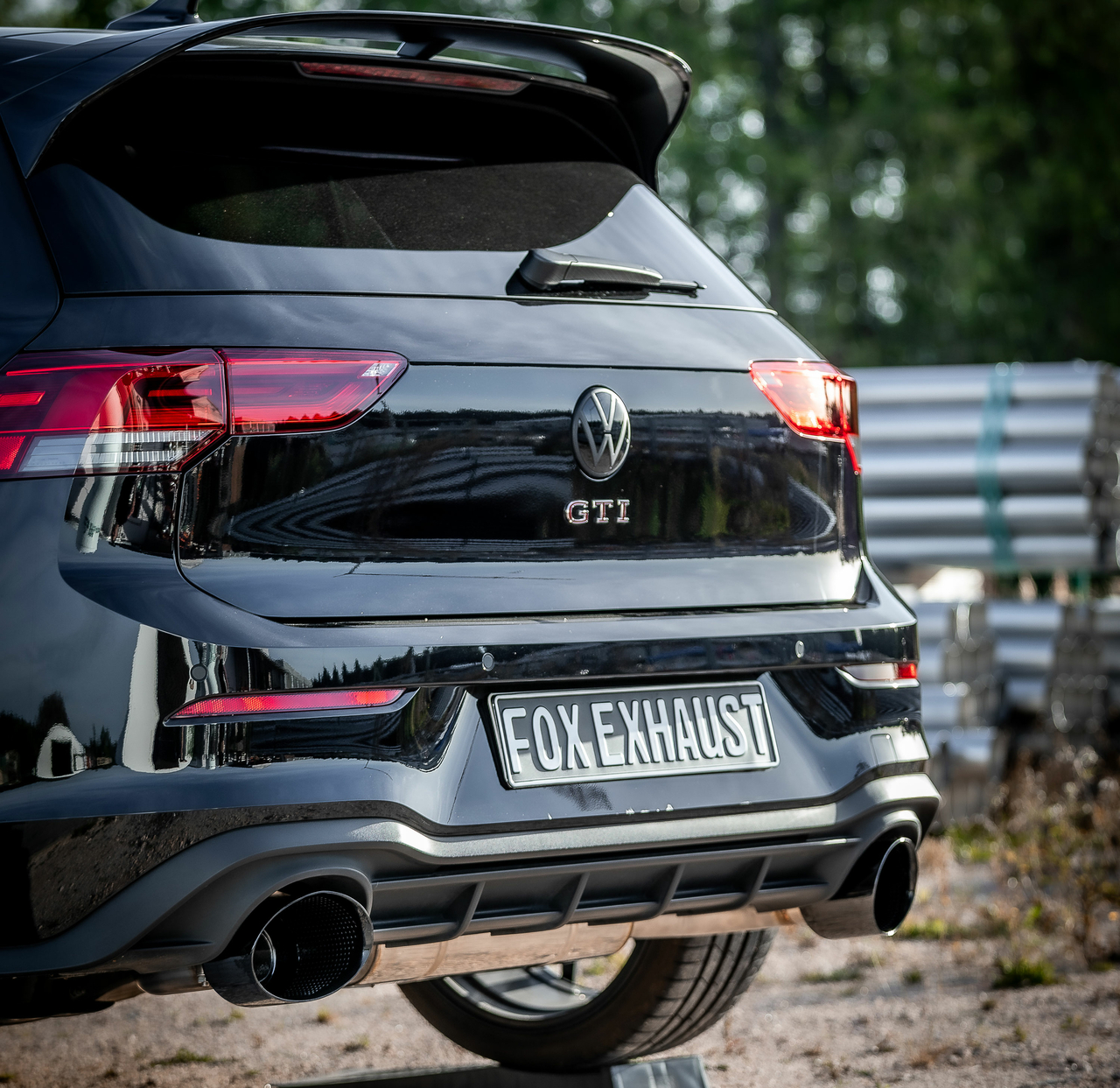 Fox Sportuitlaat VW Golf 8 GTI uitlaatdemper voor en achter, rechter/linker uitlaat 80 mm - 1x160x130 mm type 38 rechts/links, zwart keramisch gecoat
