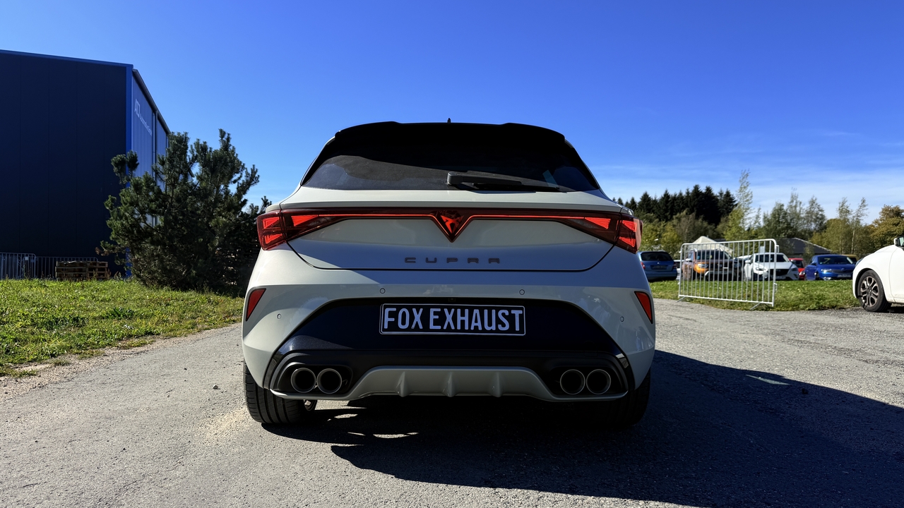 Fox Sportuitlaat Cupra Leon 4x2 - KL Hybrid achterdemper met uitlaat links/rechts en voordemper - 2x90 type 25 rechts/links