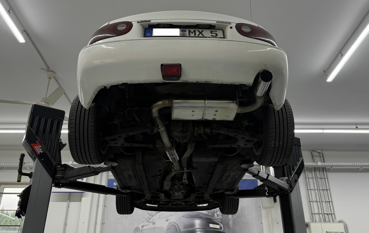 Fox Sportuitlaat Mazda MX5 NA - Groep A achterdemper en voordemper - 1x76 Type 14 zonder logo